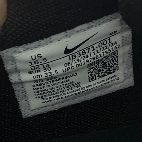 Nike Sabrina 2 \'Black Label Pack\' Size 15 Men = 16.5 Women Black Mint IB3871-001